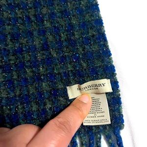 Burberry scarf 🧣 vintage blue and green waffle knit